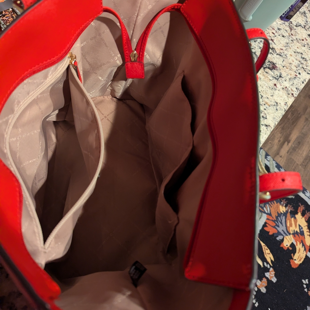 Michael Kors Vibrant Red Tote - Picture 3 of 4